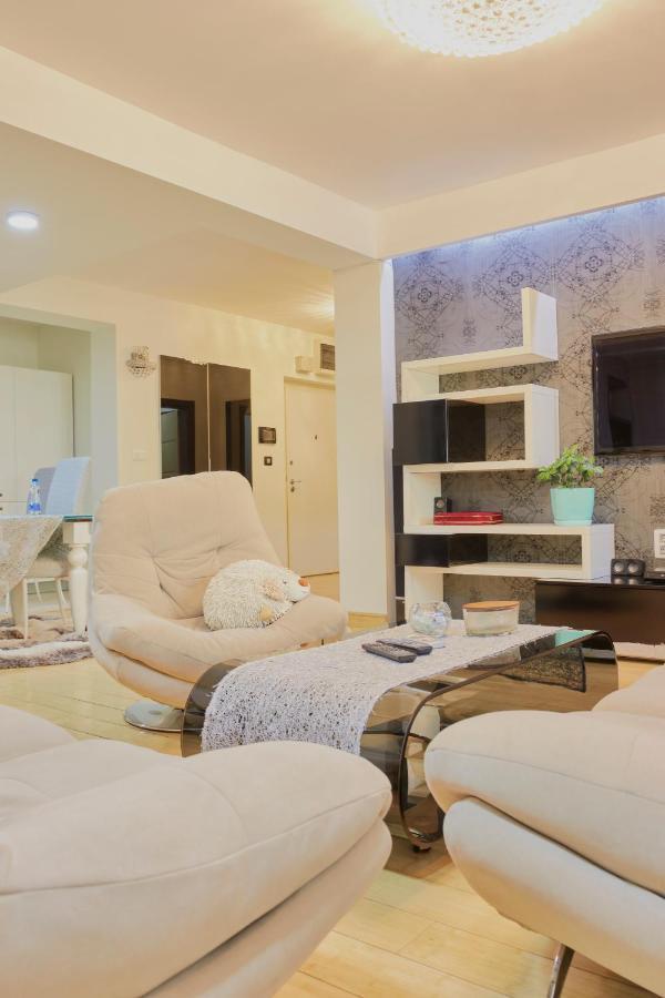 Diamond Butterfly Apartment 斯科普里 外观 照片